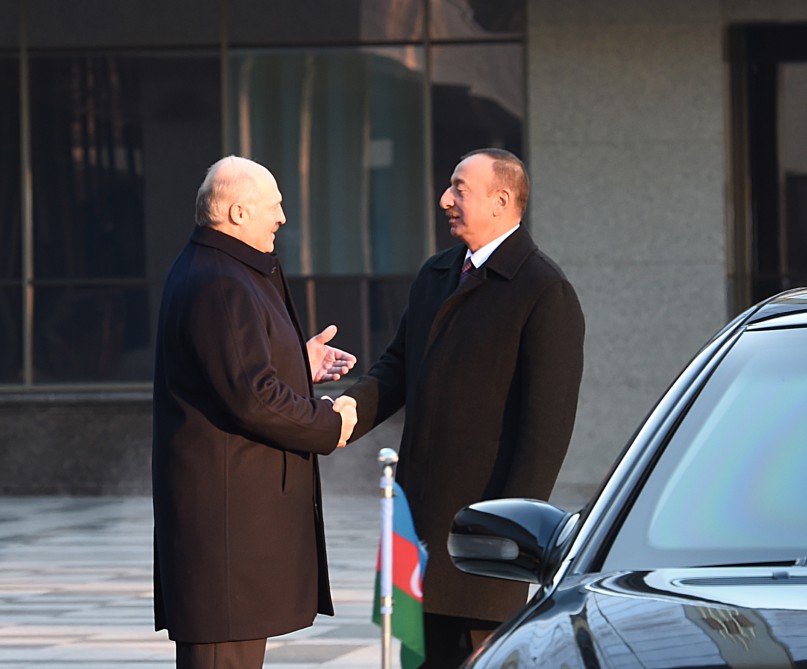 Prezident İlham Əliyevin Belarusda rəsmi qarşılanma mərasimi olub (FOTO)