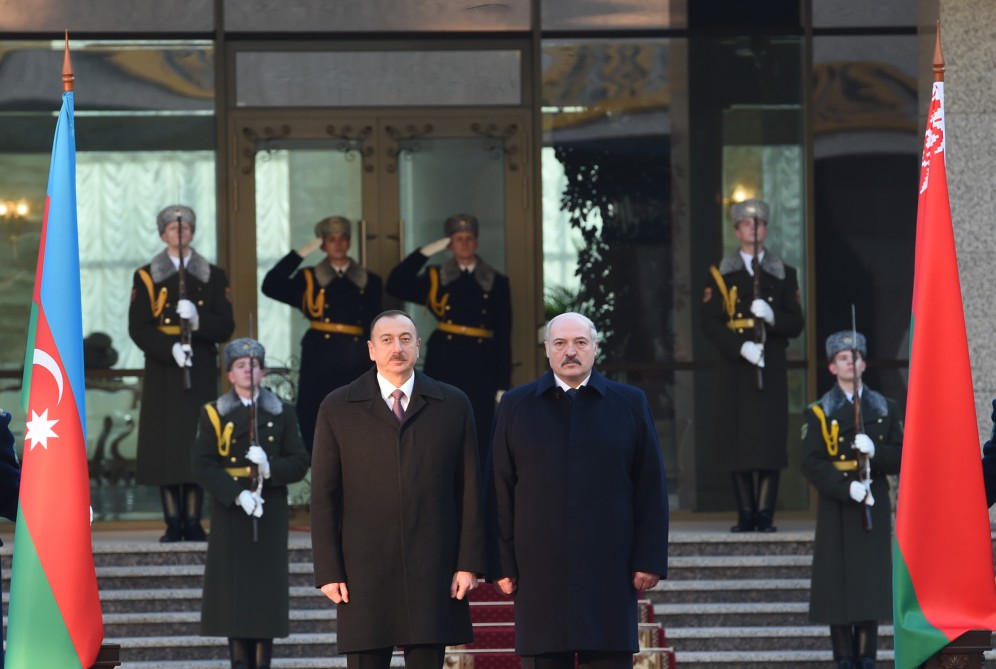 Prezident İlham Əliyevin Belarusda rəsmi qarşılanma mərasimi olub (FOTO)