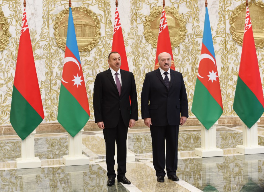 Prezident İlham Əliyevin Belarusda rəsmi qarşılanma mərasimi olub (FOTO)