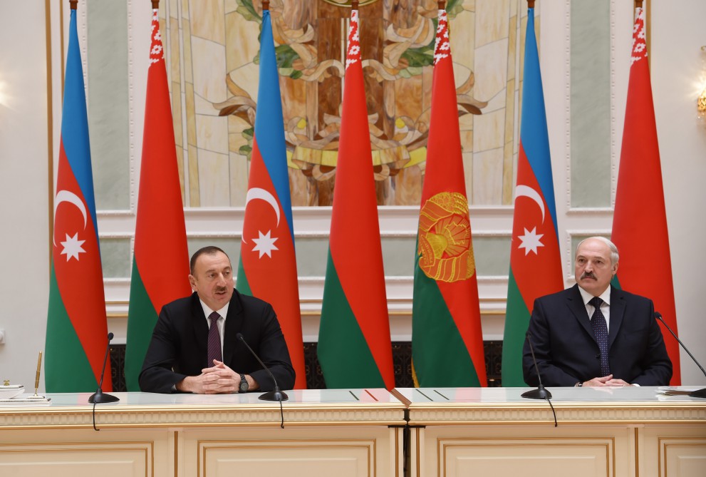 Prezident İlham Əliyev: Belarus və Azərbaycan iki dost kimi uğurla irəliləyəcək (FOTO)