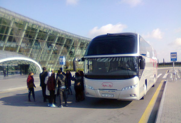 Bakıda yeni alman avtobusları istifadəyə verildi (FOTO)