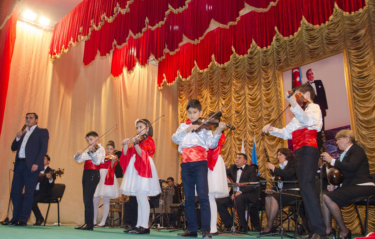ASAN Könüllüləri Qarabağ bölgəsində konsert proqramı ilə çıxış ediblər (FOTO)