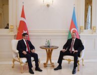 Prezident İlham Əliyevin Əhməd Davudoğlu ilə təkbətək görüşü olub (FOTO)