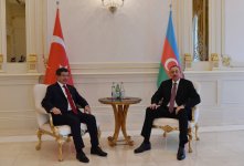 Prezident İlham Əliyevin Əhməd Davudoğlu ilə təkbətək görüşü olub (FOTO)