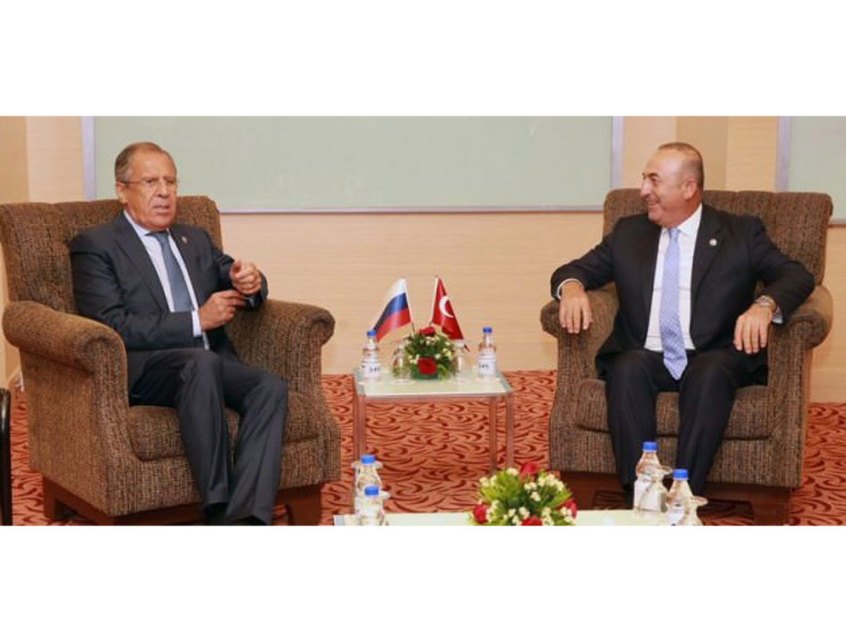 Çavuşoğlu və Lavrov danışıqlar aparırlar
