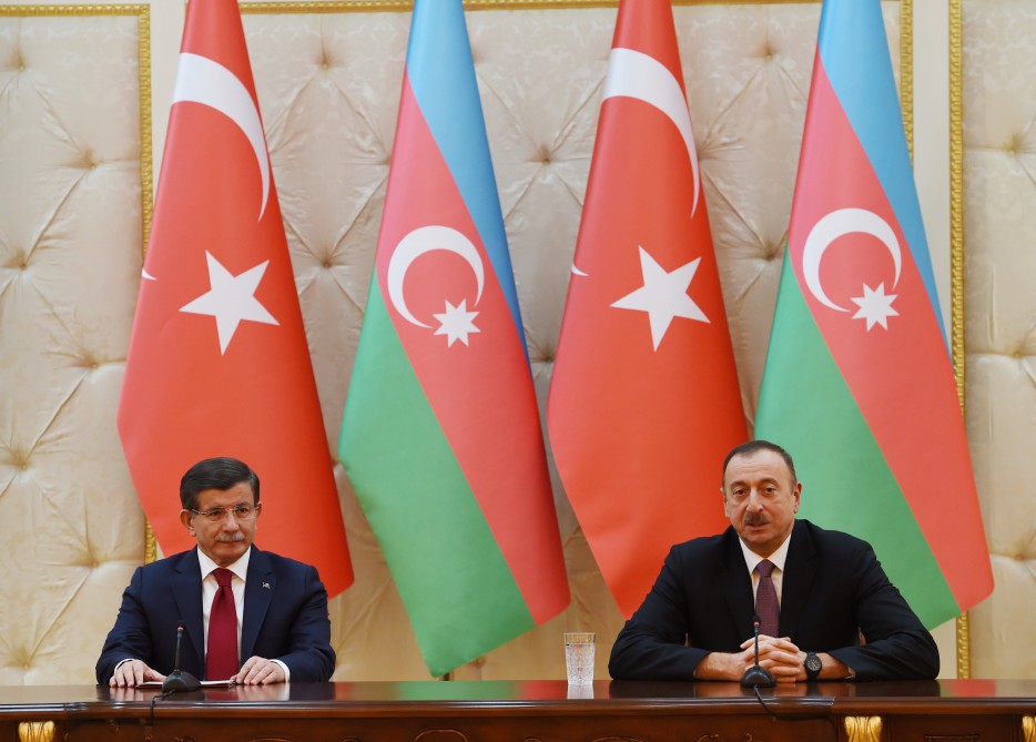 Prezident İlham Əliyev:  Türkiyə-Azərbaycan birliyi və siyasəti bölgədə sabitləşdirici rol oynayır (FOTO)