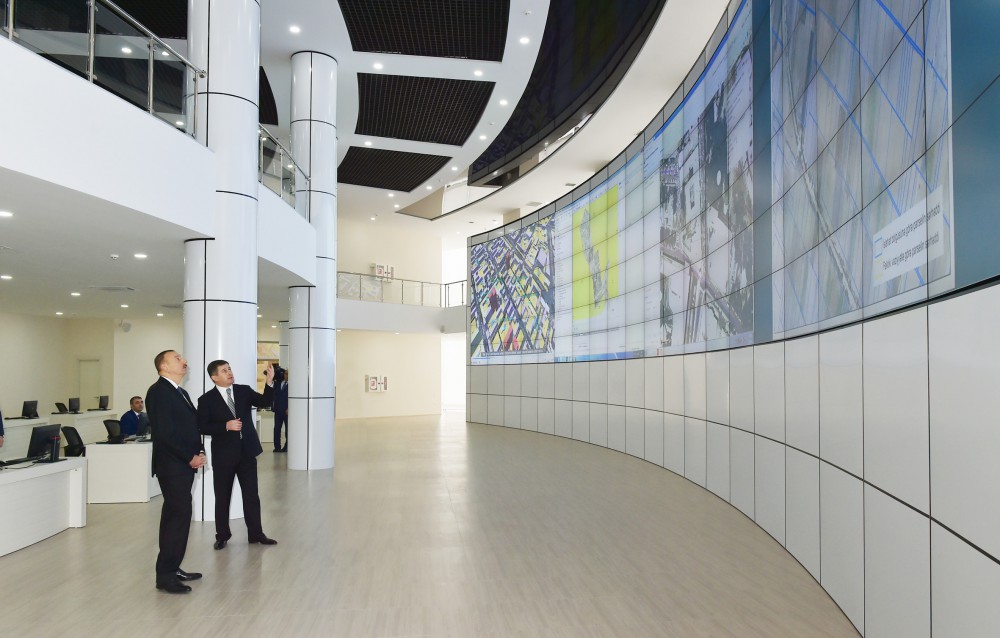 Prezident İlham Əliyev Əmlak Məsələləri Dövlət Komitəsinin yeni Mərkəzinin açılışında iştirak edib (FOTO)
