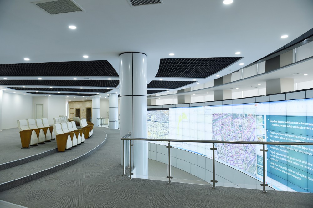 Prezident İlham Əliyev Əmlak Məsələləri Dövlət Komitəsinin yeni Mərkəzinin açılışında iştirak edib (FOTO)