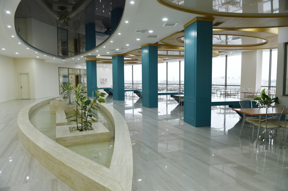 Prezident İlham Əliyev Əmlak Məsələləri Dövlət Komitəsinin yeni Mərkəzinin açılışında iştirak edib (FOTO)