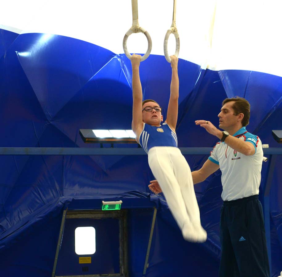Bakıda kişi idman gimnastikası üzrə çoxnövçülükdə yarışlar başlayıb (FOTO)