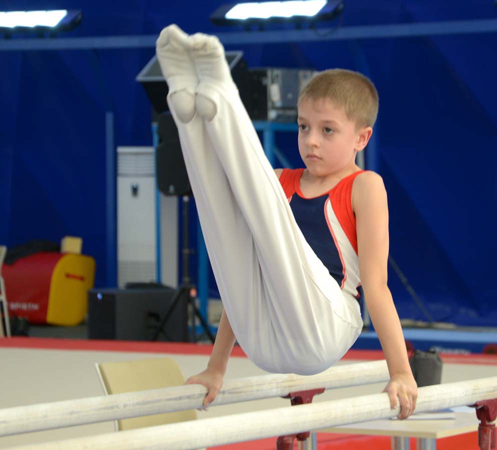 Bakıda kişi idman gimnastikası üzrə çoxnövçülükdə yarışlar başlayıb (FOTO)