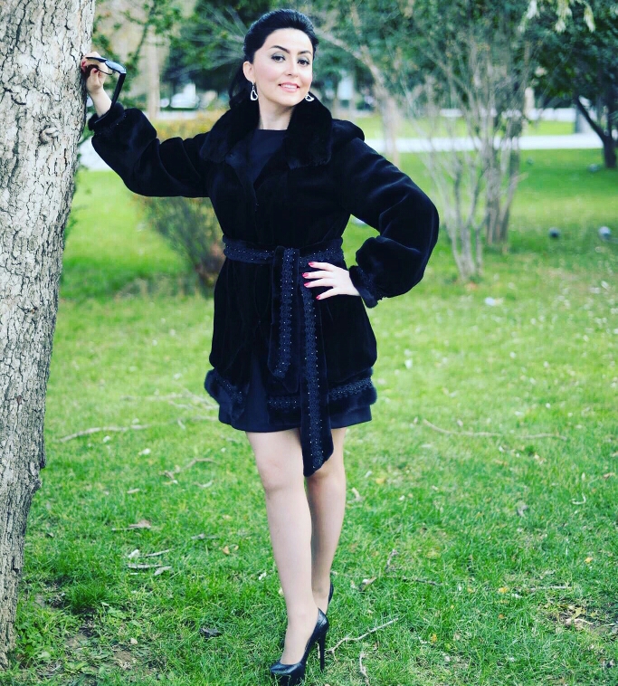 Musiqiyə, ənənələrə vurğun müğənni Afət Fərmanqızı ilə söhbət (FOTO)