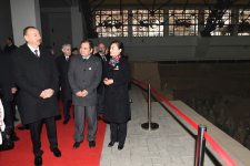 Prezident İlham Əliyev Çinin Sian şəhərindəki Terrakota Ordusu Muzeyi ilə tanış olub (FOTO)
