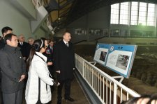 Prezident İlham Əliyev Çinin Sian şəhərindəki Terrakota Ordusu Muzeyi ilə tanış olub (FOTO)
