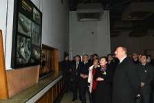 Prezident İlham Əliyev Çinin Sian şəhərindəki Terrakota Ordusu Muzeyi ilə tanış olub (FOTO)
