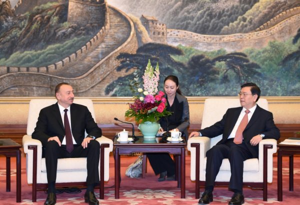 Prezident İlham Əliyev Ümumçin Xalq Nümayəndələri Yığıncağı Daimi Komitəsinin sədri ilə görüşüb (FOTO)