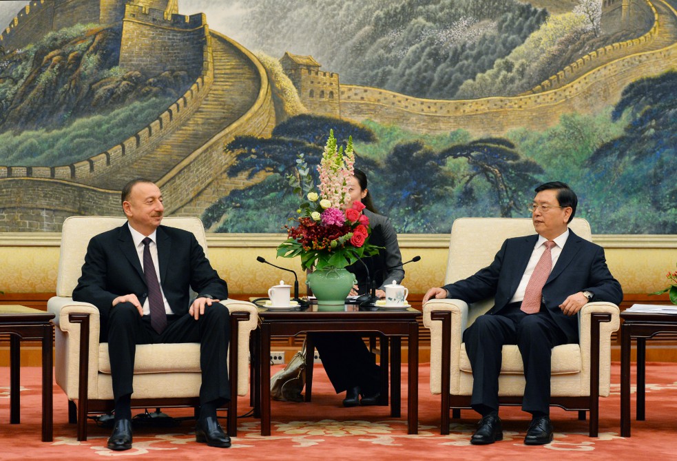 Prezident İlham Əliyev Ümumçin Xalq Nümayəndələri Yığıncağı Daimi Komitəsinin sədri ilə görüşüb (FOTO)