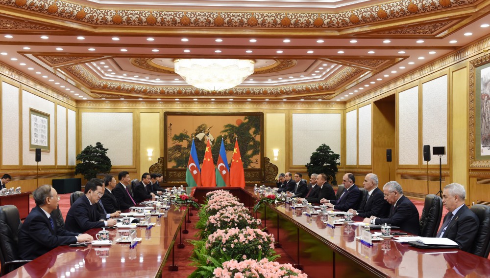 Prezident İlham Əliyev Çin Xalq Respublikasının Sədri ilə görüşüb (FOTO)