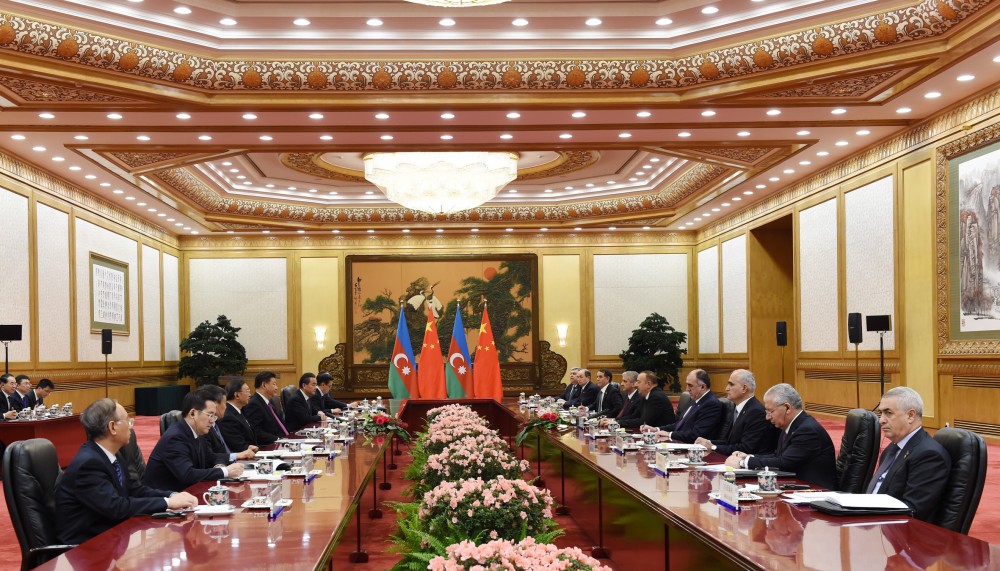 Prezident İlham Əliyev Çin Xalq Respublikasının Sədri ilə görüşüb (FOTO)