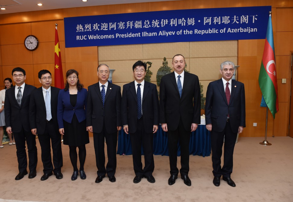 Prezident İlham Əliyev: Neftin qiymətinin aşağı düşməsinə baxmayaraq, ölkəmizdə iqtisadiyyat inkişaf edir (FOTO)