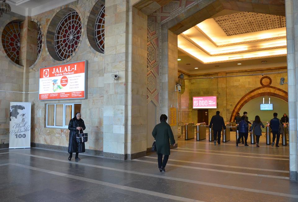 Bakı Metropoliteni Rəşid Behbudovun yubileyi ilə bağlı tədbirlərə başladı (FOTO)