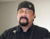 Stiven Siqal: "Azərbaycan musiqi alətlərində ifa etməyi çox istərdim" (MÜSAHİBƏ) (FOTO+VİDEO)