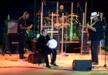 Heydər Əliyev Mərkəzində Stiven Siqalın konserti oldu (FOTO)