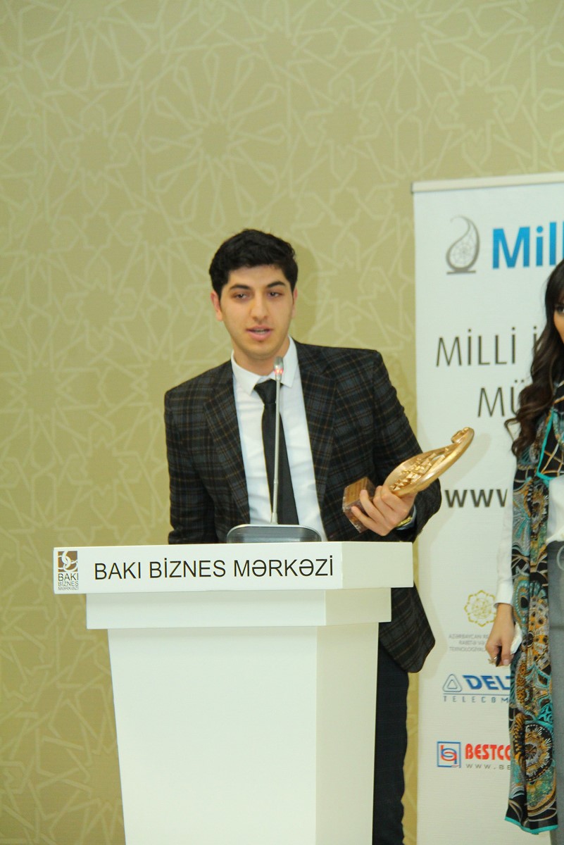 ASAN Könüllüləri yeni mükafatla təltif edildi (FOTO)