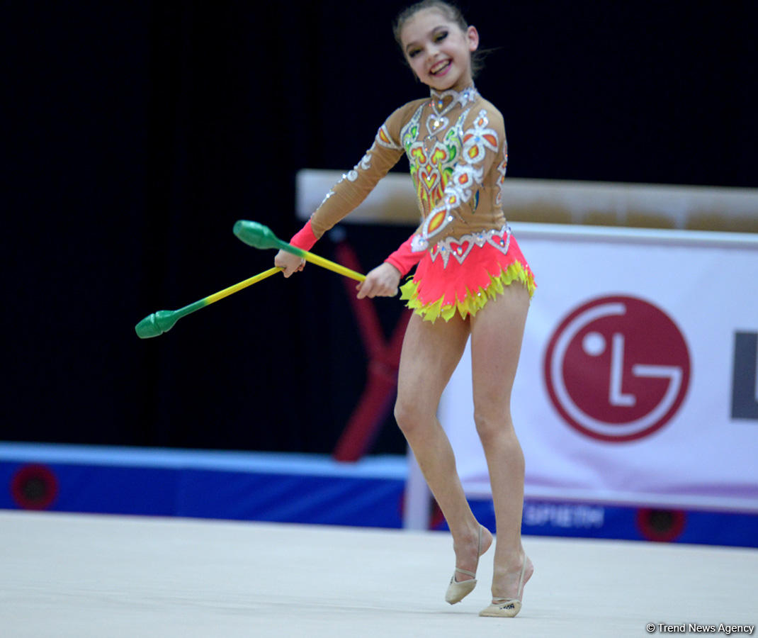 Bədii gimnastika üzrə 22-ci Azərbaycan Birinciliyi və Bölgələrarası Kubok yarışları davam edir (FOTO)