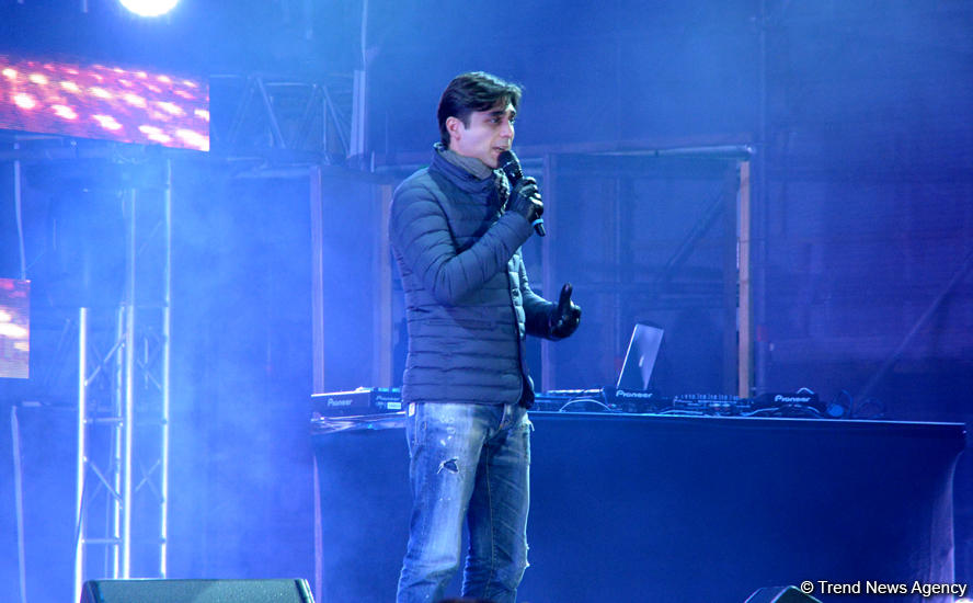 Formula I Avropa Qran Pri yarışmasına geriyə sayımın başlanması münasibətilə konsert və atəşfəşanlıq olub (FOTO)
