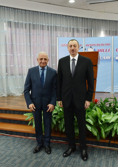 İlham Əliyev və xanımı Mehriban Əliyeva 2015-ci ilin idman yekunlarına həsr olunan mərasimdə iştirak ediblər (FOTO) (ƏLAVƏ OLUNUB)