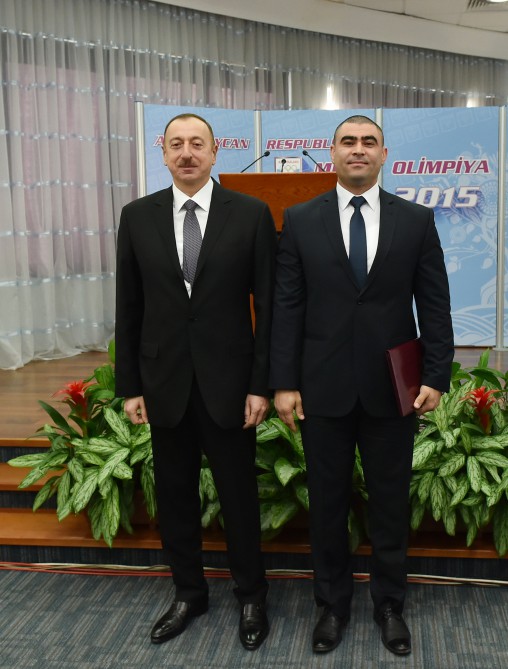 İlham Əliyev və xanımı Mehriban Əliyeva 2015-ci ilin idman yekunlarına həsr olunan mərasimdə iştirak ediblər (FOTO) (ƏLAVƏ OLUNUB)