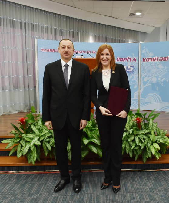 İlham Əliyev və xanımı Mehriban Əliyeva 2015-ci ilin idman yekunlarına həsr olunan mərasimdə iştirak ediblər (FOTO) (ƏLAVƏ OLUNUB)