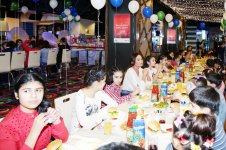 Mehriban Əliyeva Heydər Əliyev Fondunun təşəbbüsü ilə keçirilən uşaqlar üçün şənlikdə iştirak edib (FOTO)