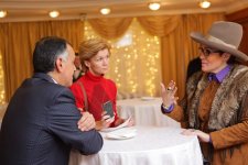 Moskvada Nuridə Qurbanovanın "Fenomen" filmi Andrey Malaxovun iştirakı ilə təqdim olunub (FOTO)