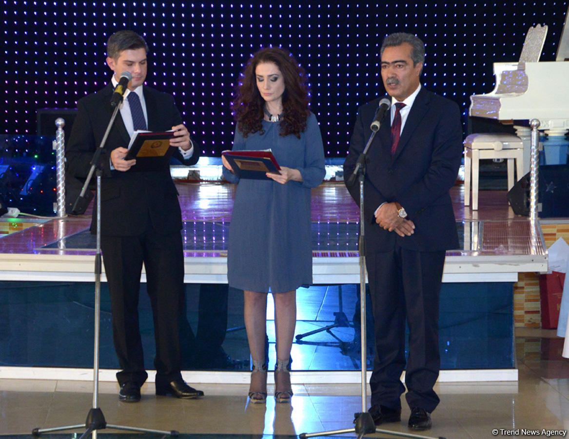 Fərdi jurnalist yazıları müsabiqəsinin qalibləri mükafatlandırılıb (FOTO)