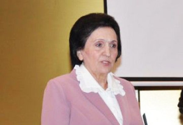 YAP Qadınlar Şurasının sədri: Qadınla kişi necə bərabər ola bilər?