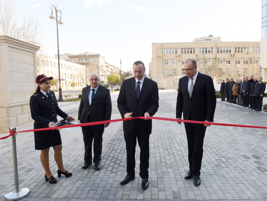 İlham Əliyev “Elmlər Akademiyası” stansiyasının yeni inşa olunan ikinci çıxışının açılışında iştirak edib (FOTO)