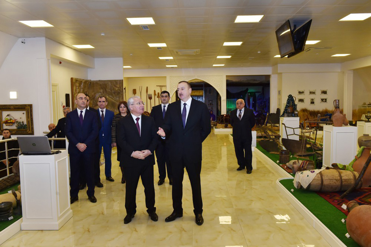 Prezident İlham Əliyev “Baytarlıq şəhərciyi”nin açılışında iştirak edib (FOTO)