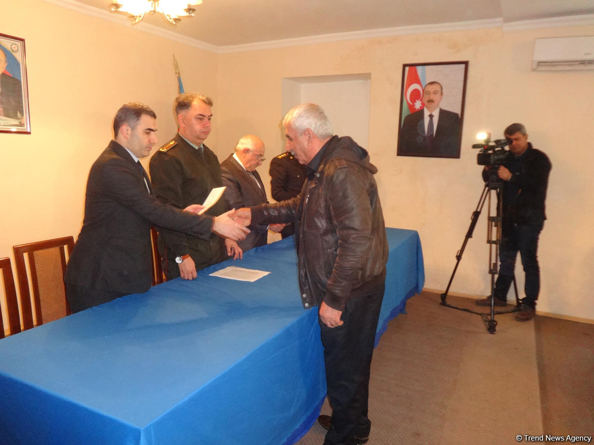 Əfv sərəncamı 2 və 17 saylı cəzaçəkmə müəssisələrində icra olunub (FOTO)