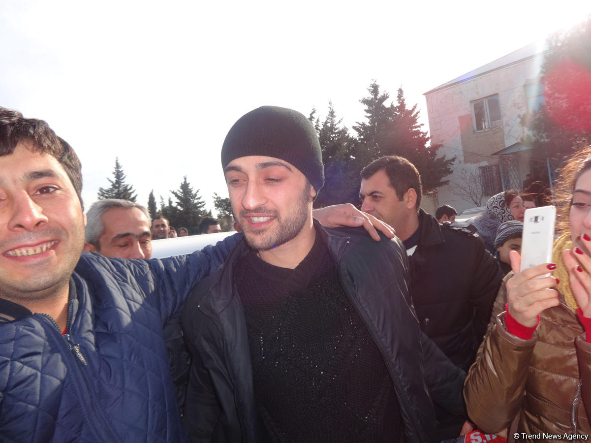Əfv sərəncamı 2 və 17 saylı cəzaçəkmə müəssisələrində icra olunub (FOTO)