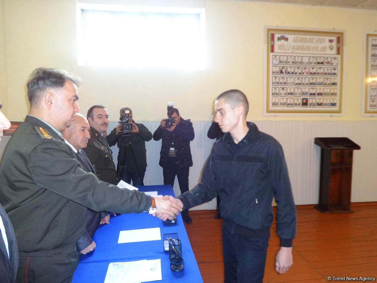 Əfv sərəncamı 2 və 17 saylı cəzaçəkmə müəssisələrində icra olunub (FOTO)