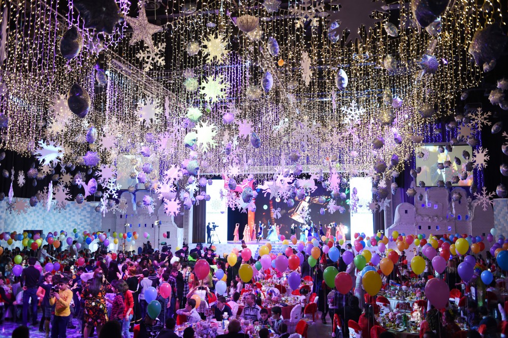 Mehriban Əliyeva: 2015-ci il Azərbaycanın tarixində yeni nailiyyətlərlə, yeni qələbələrlə qalacaq