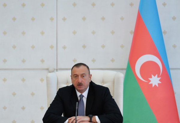 Prezident İlham Əliyev: 2016-cı ildə iqtisadi inkişaf templərini təmin etməliyik