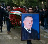 Zəlimxan Yaqub dəfn olundu (FOTO) (ƏLAVƏ OLUNUB)
