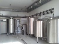 Sahibkarlar Azərbaycanda alkoqollu içkilərin nağd satışı qadağasının ləğvini alqışlayırlar (FOTO)