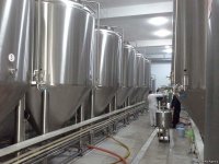 Sahibkarlar Azərbaycanda alkoqollu içkilərin nağd satışı qadağasının ləğvini alqışlayırlar (FOTO)