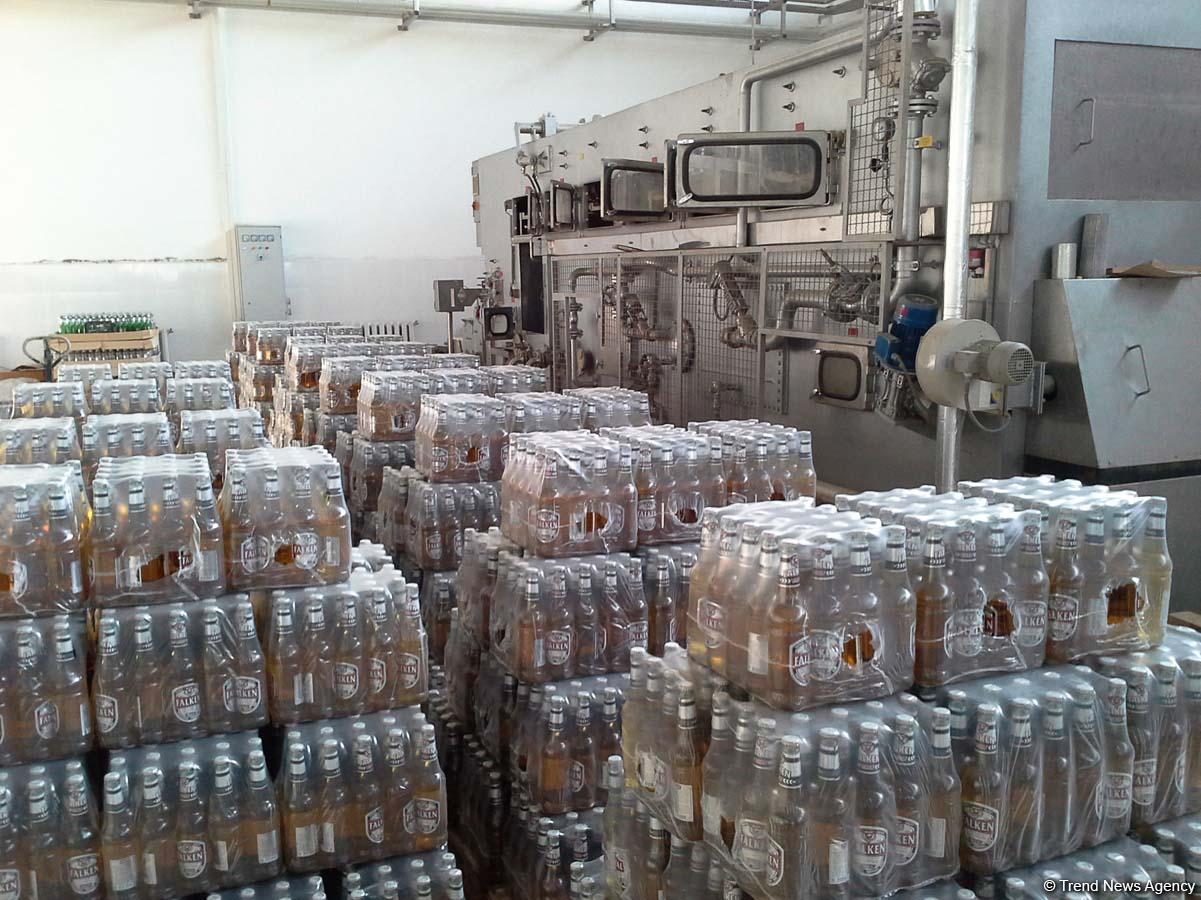 Sahibkarlar Azərbaycanda alkoqollu içkilərin nağd satışı qadağasının ləğvini alqışlayırlar (FOTO)