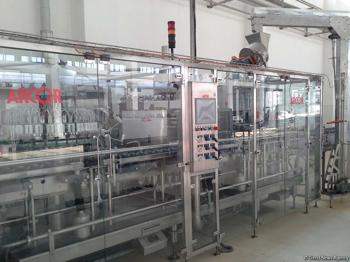 Sahibkarlar Azərbaycanda alkoqollu içkilərin nağd satışı qadağasının ləğvini alqışlayırlar (FOTO)