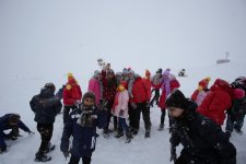 Heydər Əliyev Fondunun təşəbbüsü ilə uşaqların "Şahdağ" Turizm Mərkəzində istirahəti təşkil edilib (FOTO)